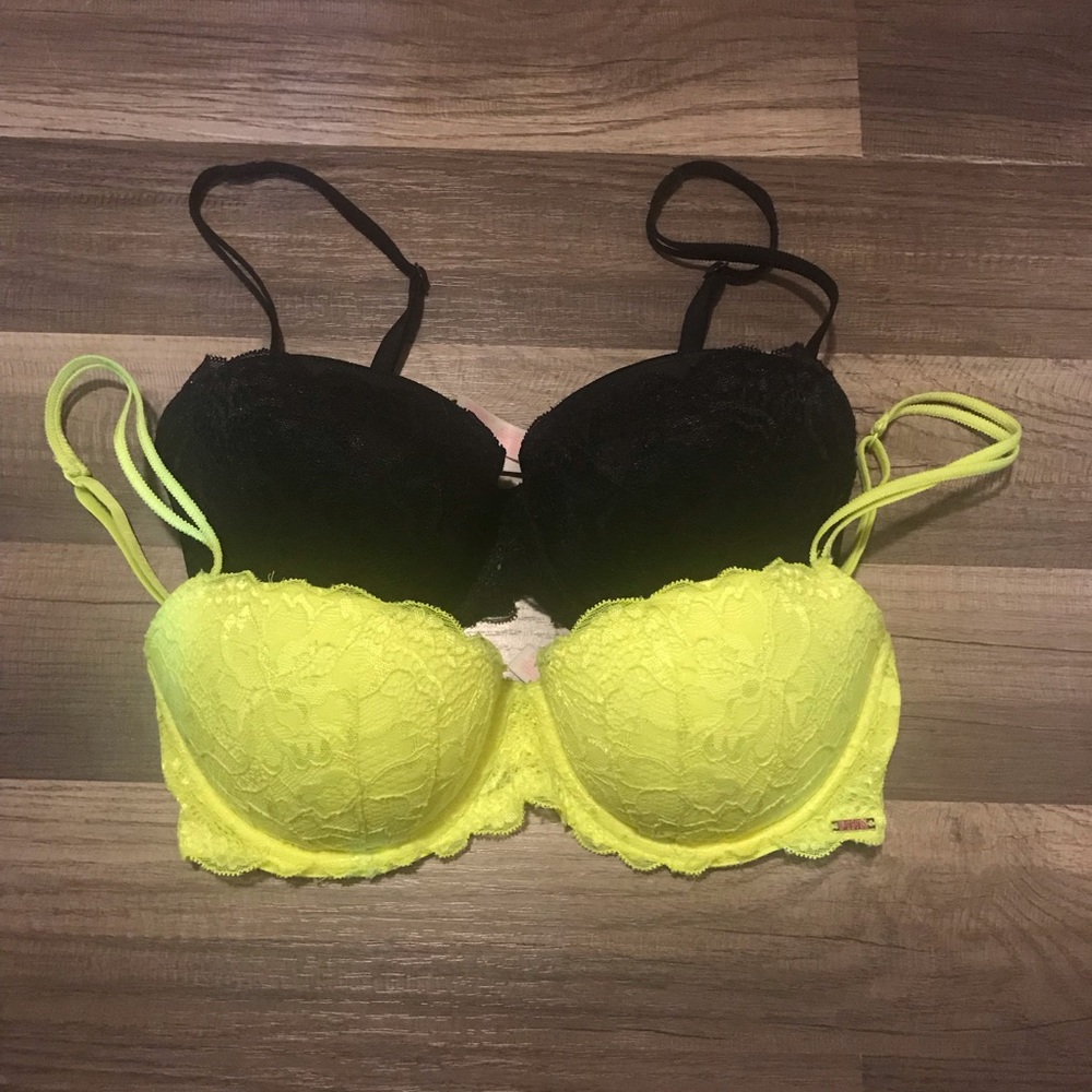 2 VS Pink Date Push Up Bras - neon yellow / black